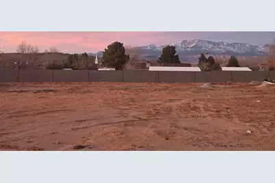 3670 S St, Saint George, UT 84790 - Photo 4