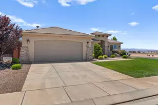 902 E 3950 S, Washington, UT 84780 - Photo 2