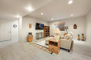 2090 N Tuweap, Saint George, UT 84770 - Photo 32