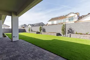 367 E Sidbury Rd, Washington, UT 84780 - Photo 16
