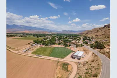 1588 S 325 W, Hurricane, UT 84737 - Photo 12