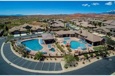 4206 E Torrey Pines Dr, Washington, UT 84780 - Photo 2