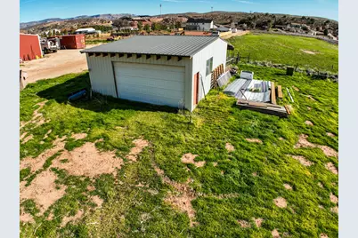 422 W Buckeye Reef Rd, Leeds, UT 84746 - Photo 44