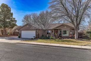 2350 S Pasture Ln, Washington, UT 84780 - Photo 2