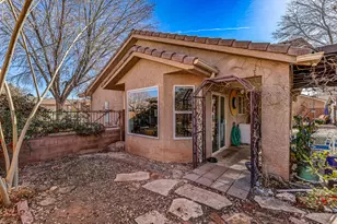 2350 S Pasture Ln, Washington, UT 84780 - Photo 54