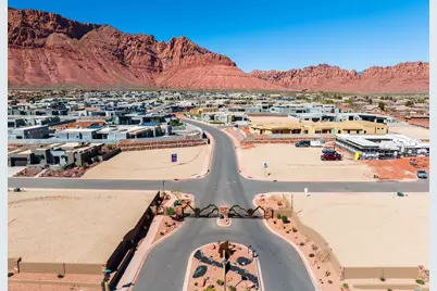 673 Coral Autumn Ln, Ivins, UT 84738 - Photo 2