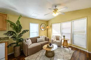 4400 W State St, Hurricane, UT 84737 - Photo 6