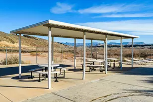 4400 W State St, Hurricane, UT 84737 - Photo 22