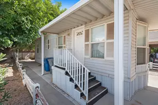 4400 W State St, Hurricane, UT 84737 - Photo 14
