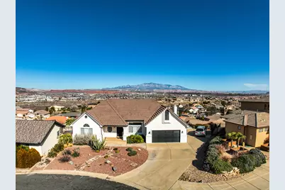 2261 S Engelmann Place, Saint George, UT 84790 - Photo 2