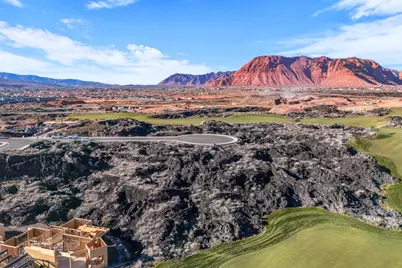 2442 S Village Dr, Santa Clara, UT 84765 - Photo 4