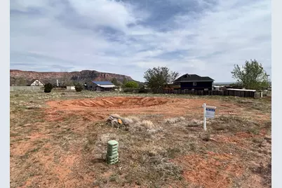 740 N Elm St, Hildale, UT 84784 - Photo 10