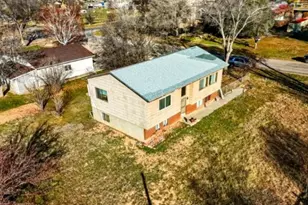 267 N 300 W, Parowan, UT 84761 - Photo 2