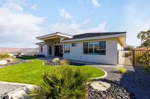 698 S Dinapoli Ln, Saint George, UT 84770 - Photo 34