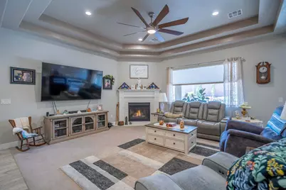 2057 N Vista Springs Dr Dr, Washington, UT 84780 - Photo 10