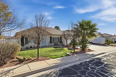 163 S 480 Cir E, Ivins, UT 84738 - Photo 2