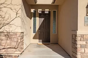 94 N Acantilado Dr, Saint George, UT 84790 - Photo 4