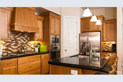 2063 N Coral Ridge Dr, Washington, UT 84780 - Photo 2