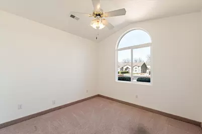 815 W 250 S, Hurricane, UT 84737 - Photo 28