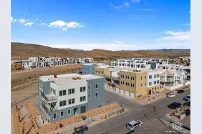 757 W Periwinkle Ln #201, Saint George, UT 84790 - Photo 1
