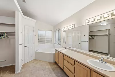 710 S Indian Hills # 7, Saint George, UT 84790 - Photo 8