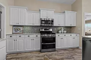 992 W 4100 St S, Saint George, UT 84790 - Photo 10