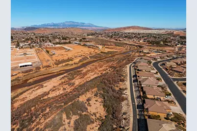 992 W 4100 St S, Saint George, UT 84790 - Photo 26