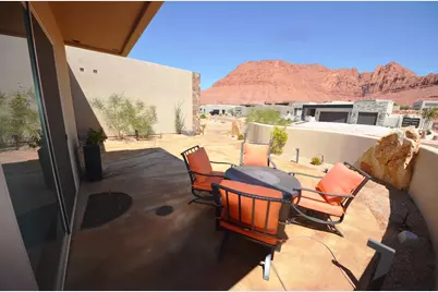 676 E Palisades Dr E, Ivins, UT 84738 - Photo 6