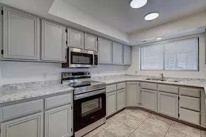 2746 W Circle Dr, Santa Clara, UT 84765 - Photo 6