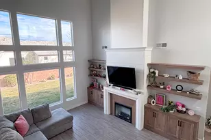 429 E Treasure Valley Rd, Washington, UT 84780 - Photo 6
