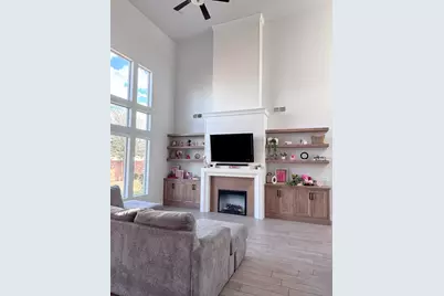 429 E Treasure Valley Rd, Washington, UT 84780 - Photo 8