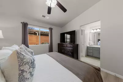 933 N Ocotillo Dr, Washington, UT 84780 - Photo 12