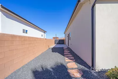 3384 E Barrel Roll Dr, Saint George, UT 84790 - Photo 80