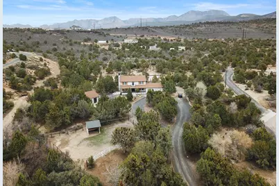 948 W Topaz, Saint George, UT 84770 - Photo 4