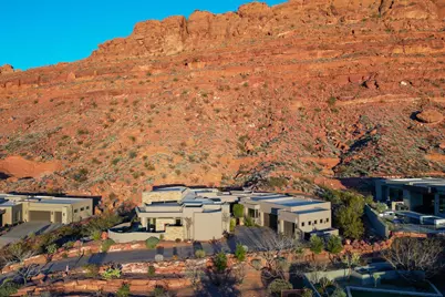 3052 N Snow Canyon Parkway #210, Saint George, UT 84770 - Photo 8