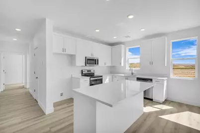 5599 S Carnelian Parkway #208, Saint George, UT 84790 - Photo 8