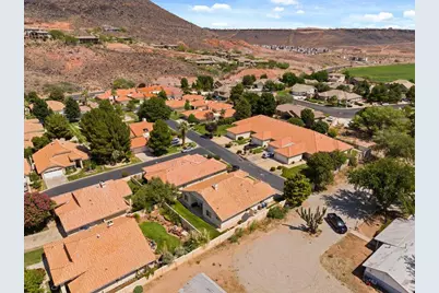 1165 W Indian Hills Dr #223, Saint George, UT 84770 - Photo 30