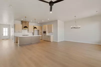 2405 Patricia Dr, Santa Clara, UT 84765 - Photo 8