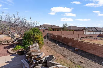 2345 S 1950 E, Saint George, UT 84790 - Photo 38