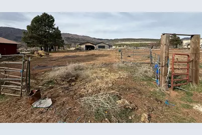 421 N Harmony Dr, New Harmony, UT 84757 - Photo 20