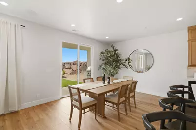 972 E Coyote Crest Dr, Washington, UT 84780 - Photo 18