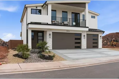 972 E Coyote Crest Dr, Washington, UT 84780 - Photo 2