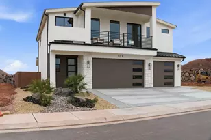 972 E Coyote Crest Dr, Washington, UT 84780 - Photo 2