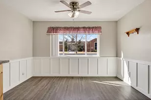 81 S Center St, Enterprise, UT 84725 - Photo 10