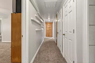 81 S Center St, Enterprise, UT 84725 - Photo 16