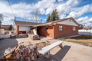 81 S Center St, Enterprise, UT 84725 - Photo 50