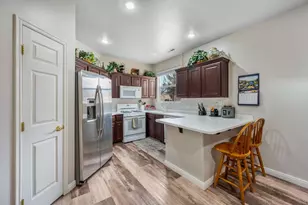 245 N Turnbury Ln, Washington, UT 84780 - Photo 12