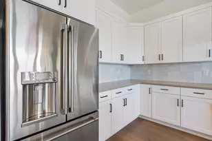 2292 E Arena Roja Dr, Washington, UT 84780 - Photo 16