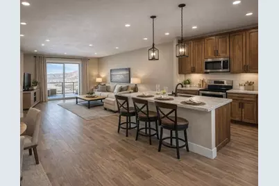 1326 E Lone Rock View, Big Water, UT 84741 - Photo 4