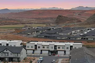 1365 S Pole Creek Ln, Washington, UT 84780 - Photo 24